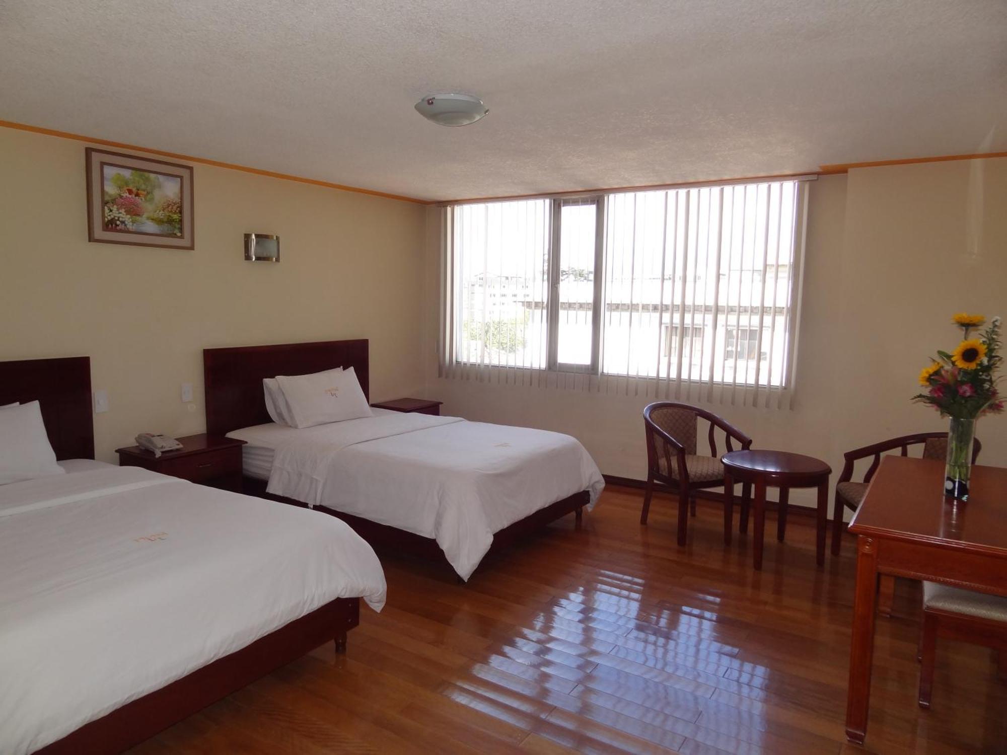 Hotel Lottus Quito Ngoại thất bức ảnh