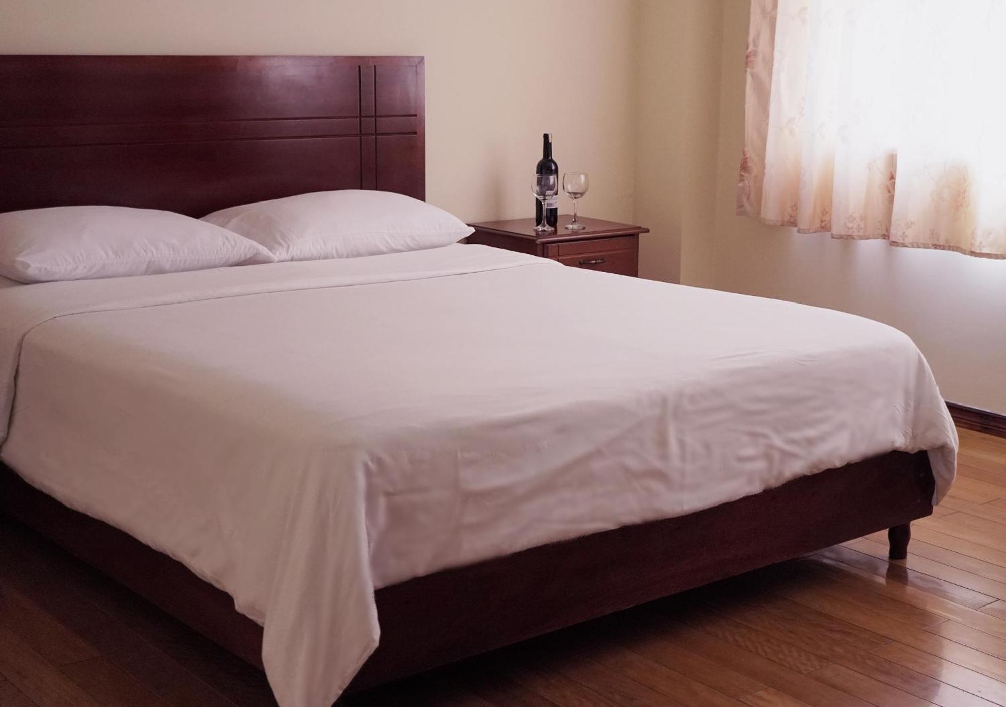 Hotel Lottus Quito Phòng bức ảnh