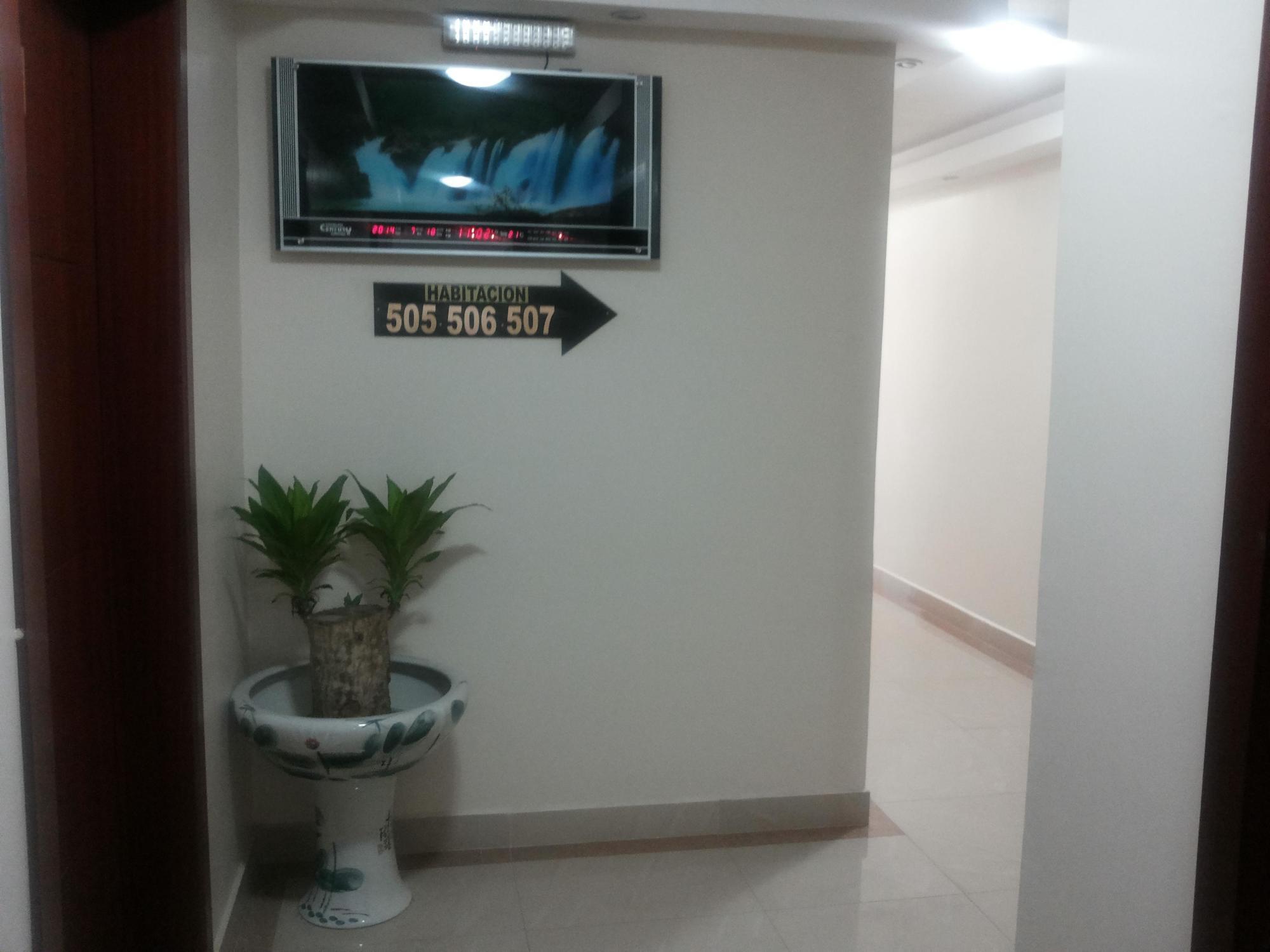 Hotel Lottus Quito Ngoại thất bức ảnh