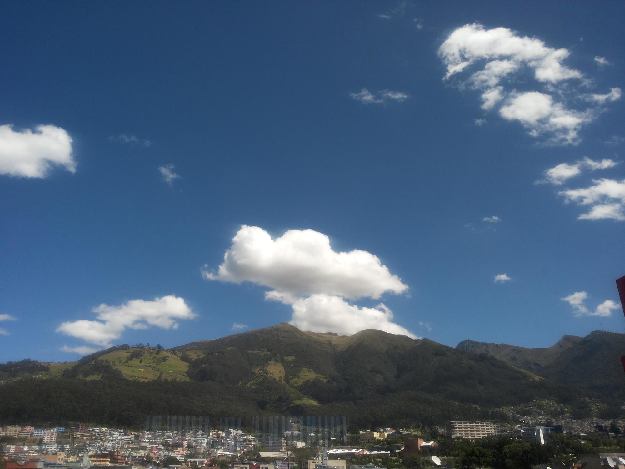 Hotel Lottus Quito Ngoại thất bức ảnh
